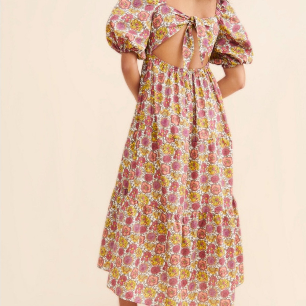 Pink Puff Sleeve Cutout Dress